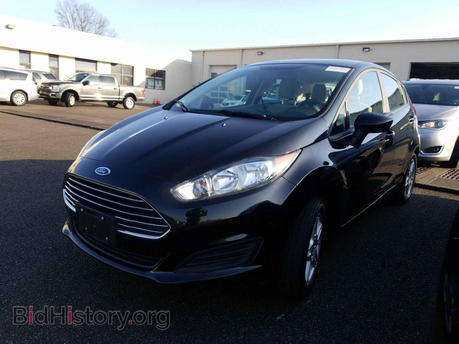 Photo 3FADP4EJ1HM167696 - Ford Fiesta 2017