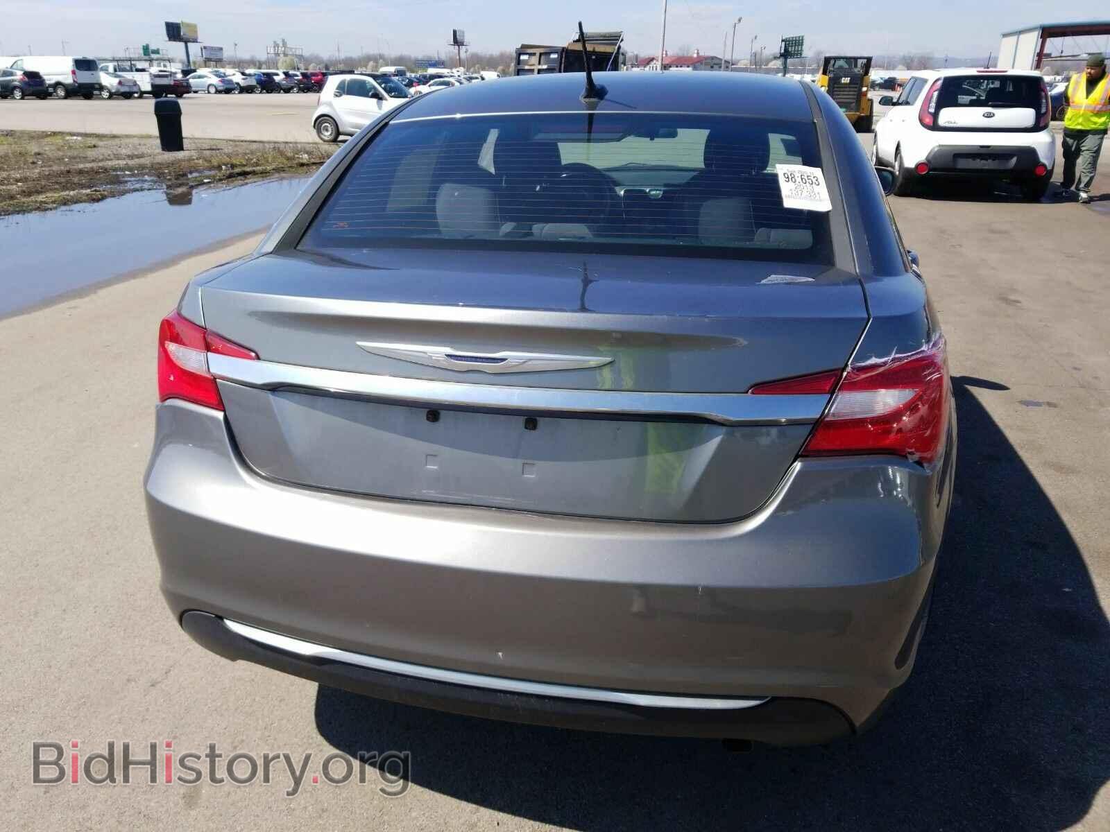 2013 Chrysler 200 - VIN: 1C3CCBAB9DN568731 - Фото 7