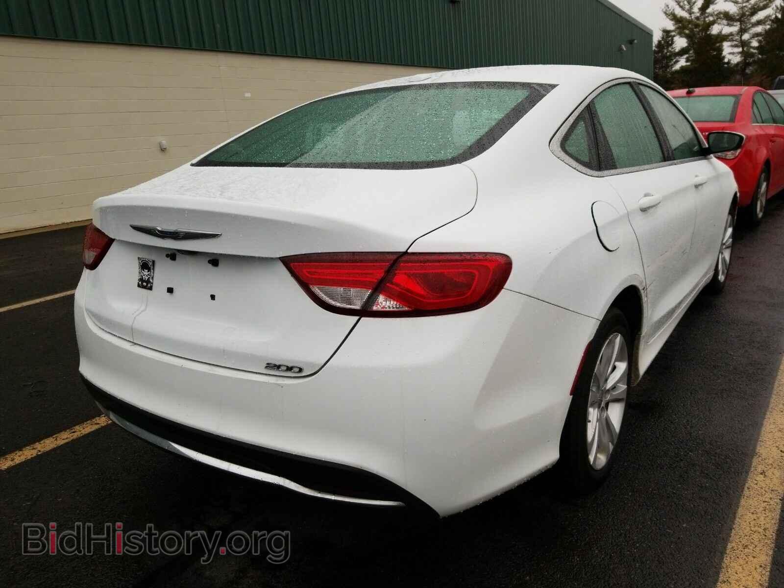 2016 Chrysler 200 - VIN: 1C3CCCAB1GN180340 - Фото 2
