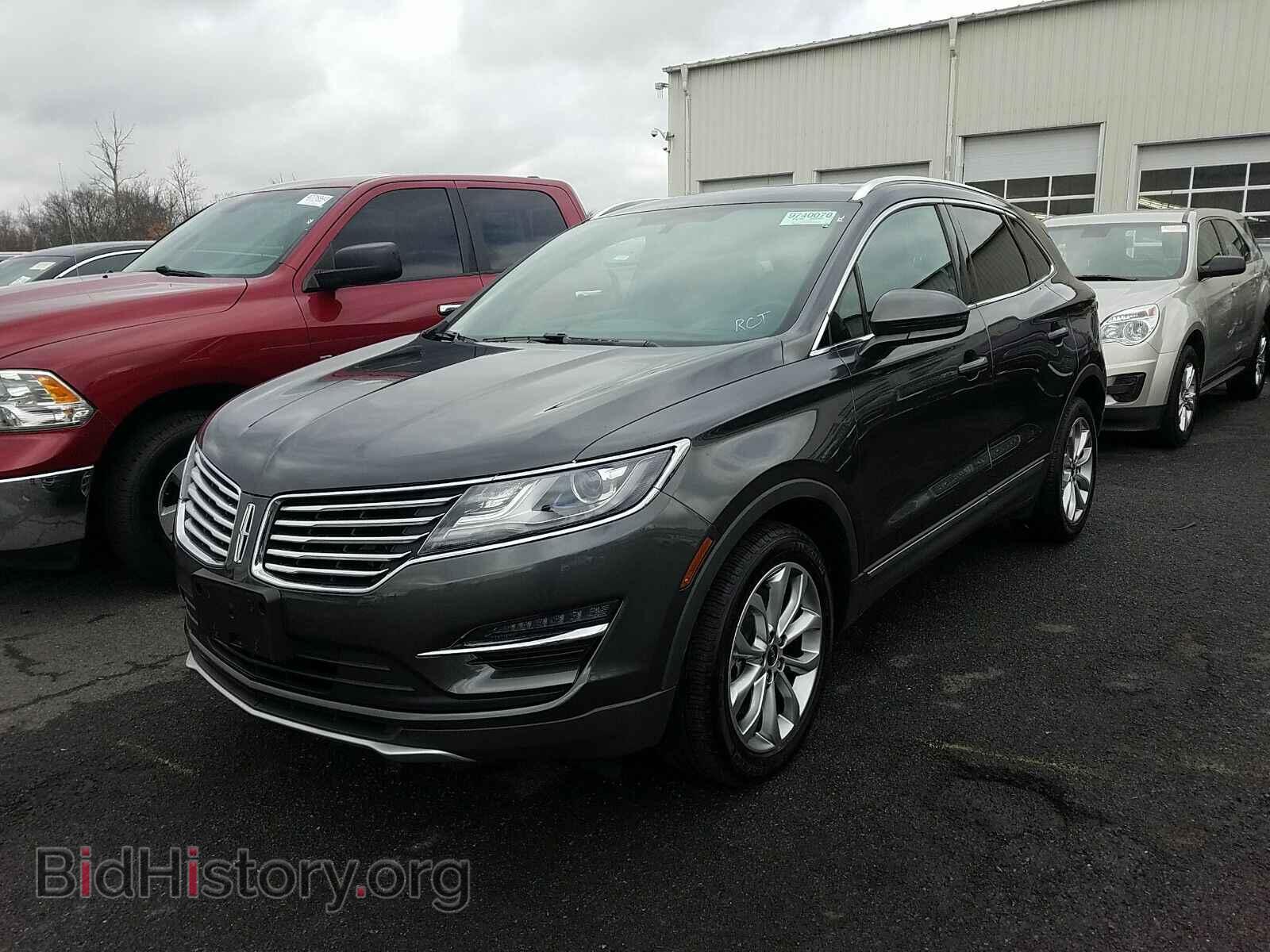 Фотография 5LMCJ2D92HUL54677 - Lincoln MKC 2017