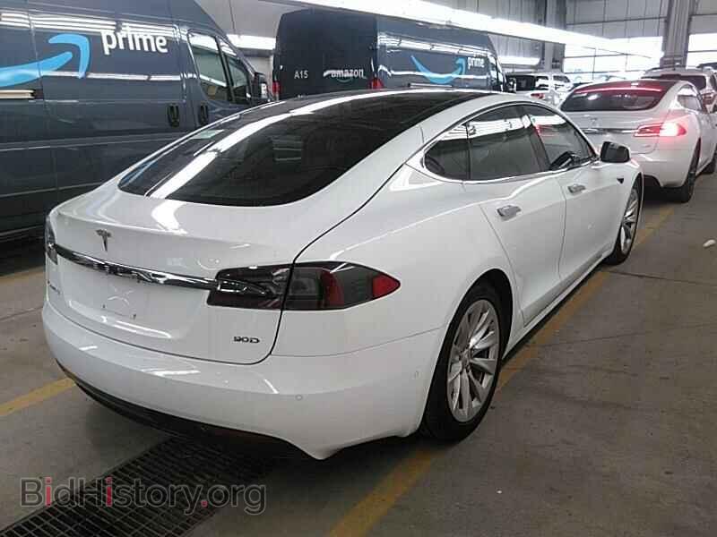 2016 Tesla Model S - VIN: 5YJSA1E24GF159072 - Photo 2