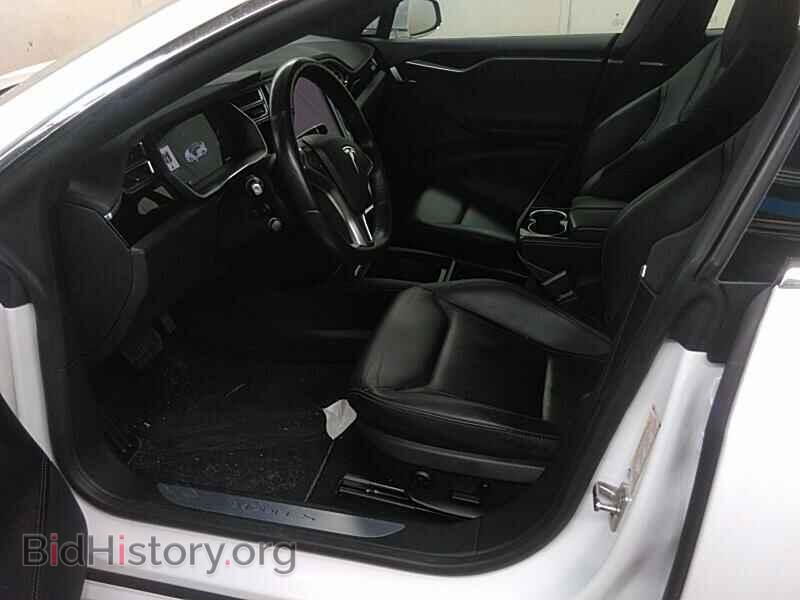 2016 Tesla Model S - VIN: 5YJSA1E24GF159072 - Photo 3