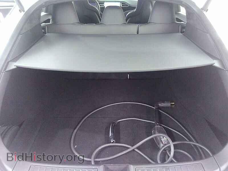 2016 Tesla Model S - VIN: 5YJSA1E24GF159072 - Photo 7