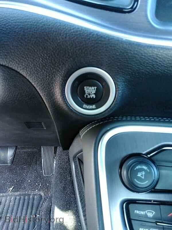 2016 Dodge Challenger - VIN: 2C3CDZAG0GH193133 - Фото 8