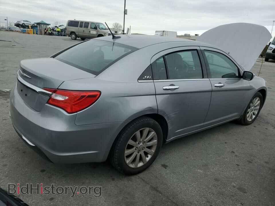 2014 Chrysler 200 - VIN: 1C3CCBCG3EN236262 - Фото 2