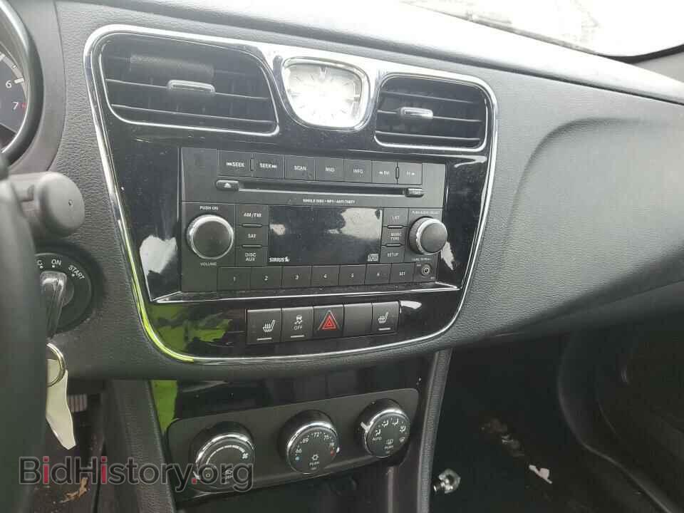 2014 Chrysler 200 - VIN: 1C3CCBCG3EN236262 - Фото 4