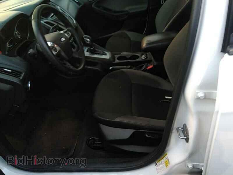 2014 Ford Focus - VIN: 1FADP3F20EL260871 - Photo 3