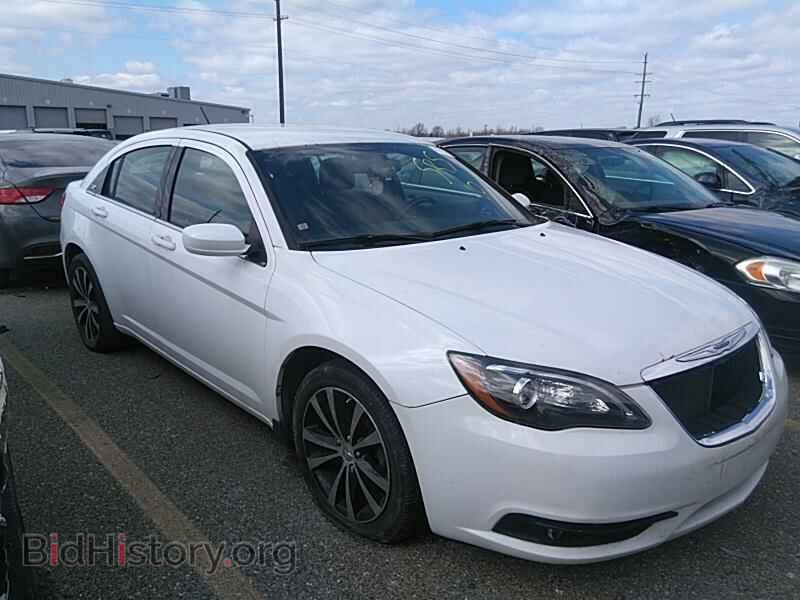 2013 Chrysler 200 - VIN: 1C3CCBBG2DN718074 - Фото 10