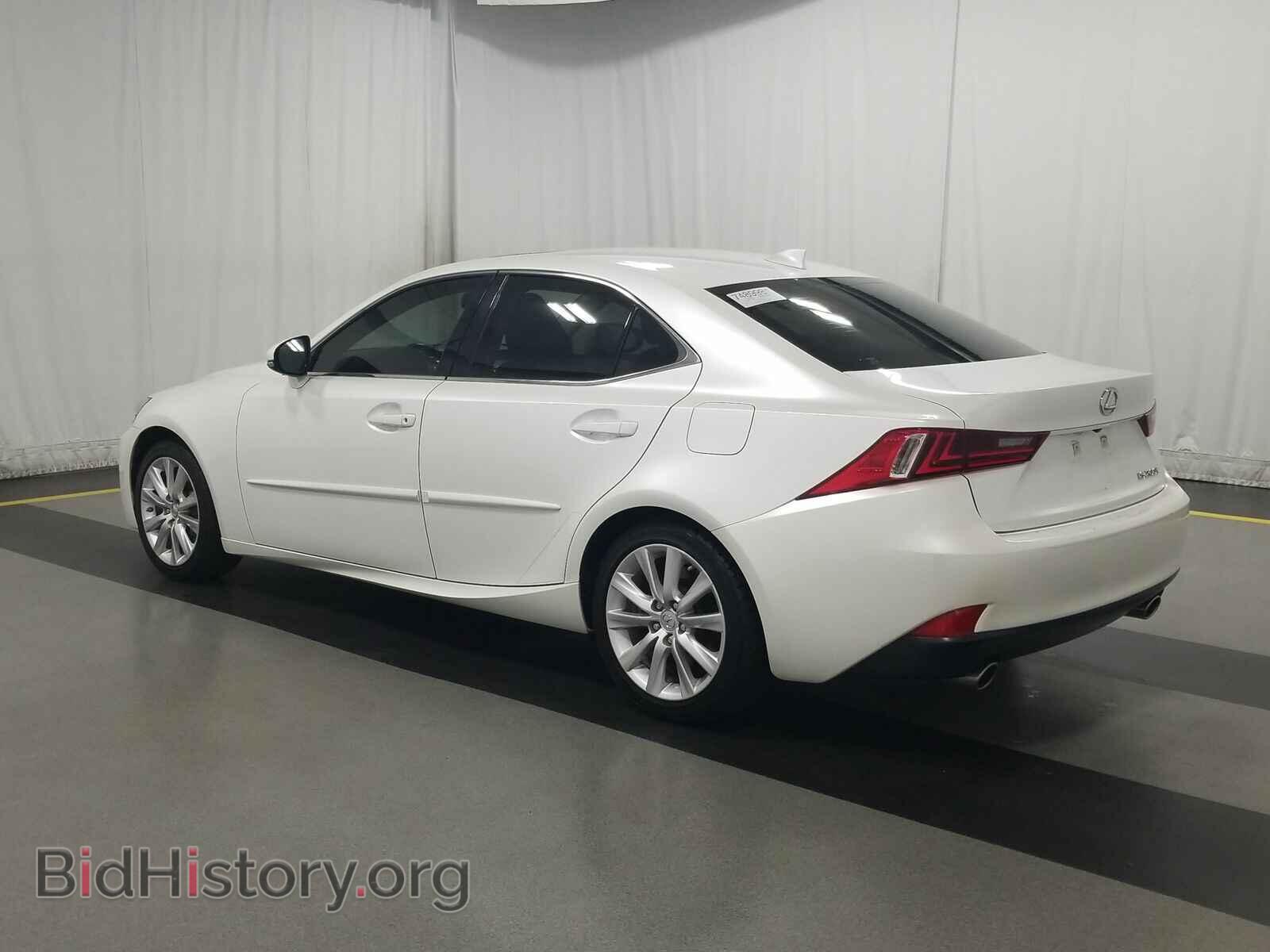 2016 Lexus IS 200t - VIN: JTHBA1D20G5017206 - Фото 6