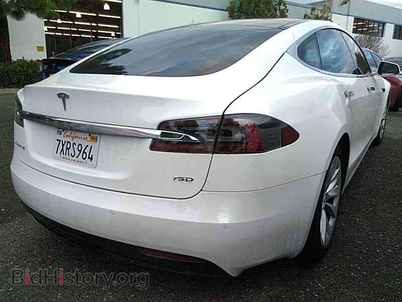2016 Tesla Model S - VIN: 5YJSA1E29GF168883 - Photo 2