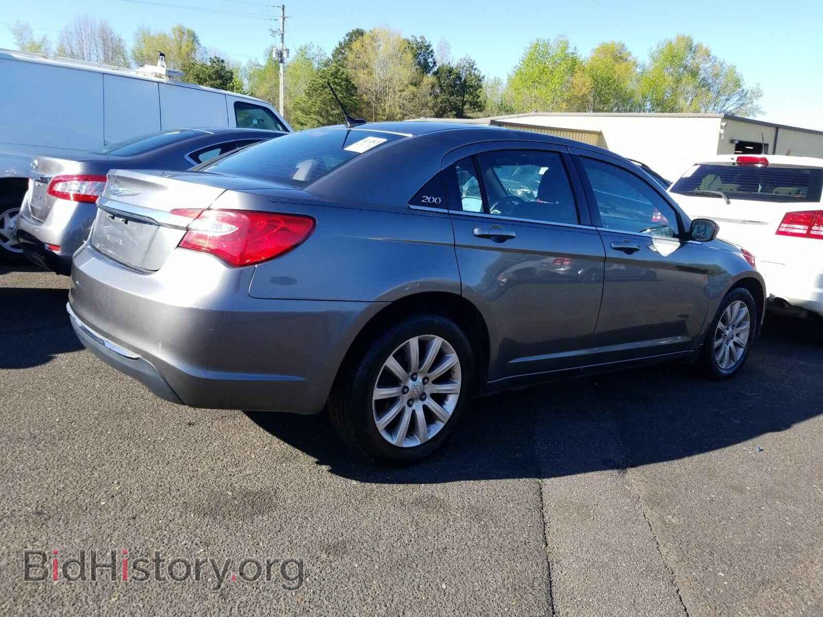 2013 Chrysler 200 - VIN: 1C3CCBBB1DN500924 - Photo 2