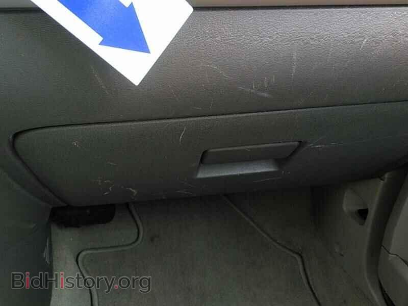 2010 Ford Focus - VIN: 1FAHP3FN7AW200218 - Фото 8