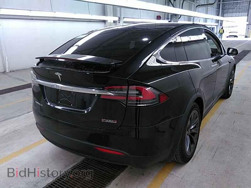 2017 Tesla Model X - VIN: 5YJXCDE48HF035200 - Фото 2