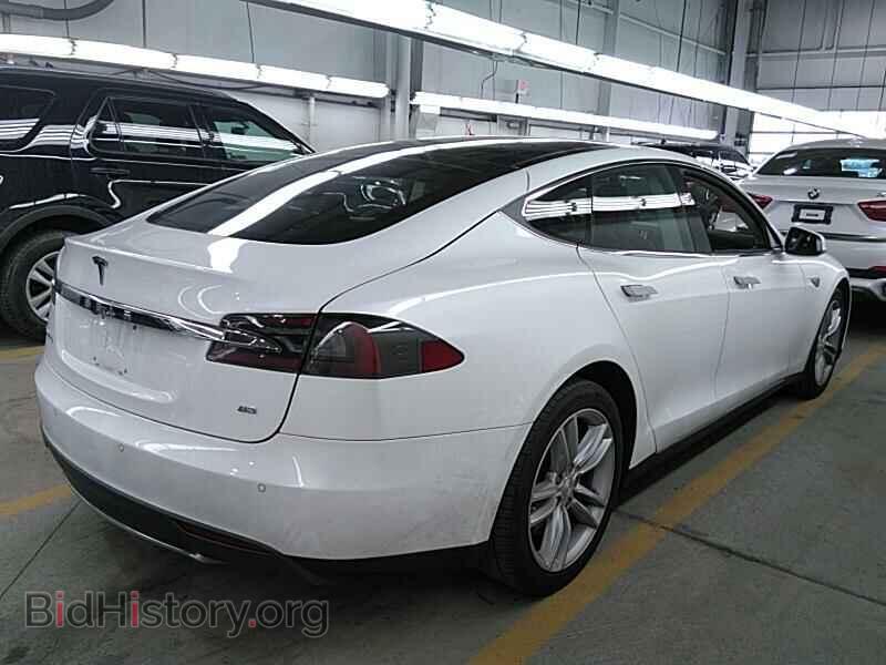 2014 Tesla Model S - VIN: 5YJSA1H11EFP41100 - Фото 2