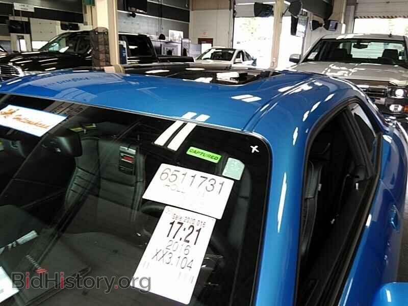 2016 Dodge Challenger - VIN: 2C3CDZC98GH171461 - Photo 8