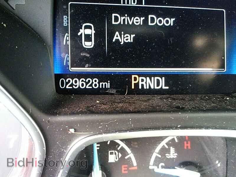 2018 Ford Focus - VIN: 1FADP3E28JL201384 - Фото 5