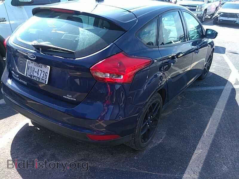 2016 Ford Focus - VIN: 1FADP3K25GL299321 - Photo 2