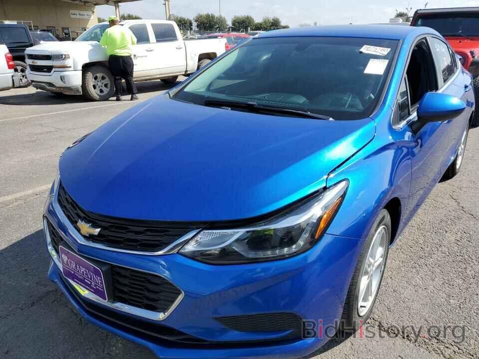 Photo 1G1BE5SM0H7111814 - Chevrolet Cruze 2017