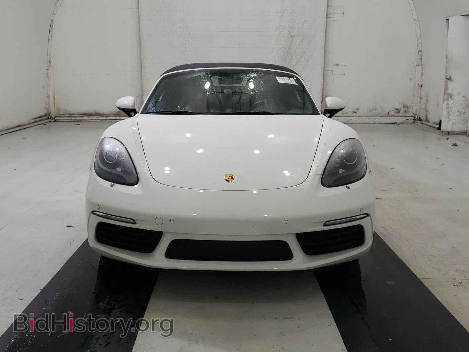 2019 Porsche 718 Boxster - VIN: WP0CA2A82KS211508 - Фото 2