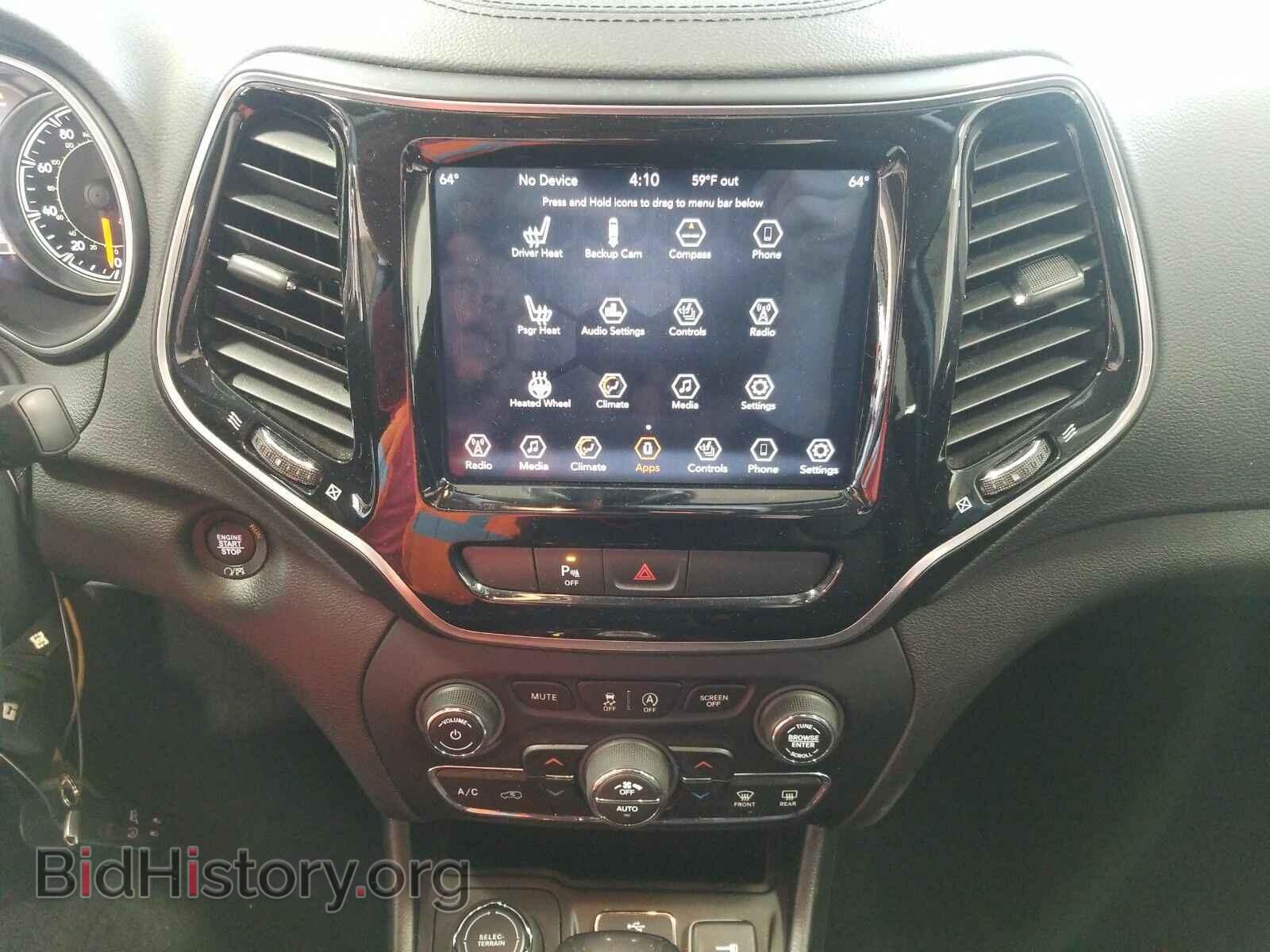 2019 Jeep Cherokee - VIN: 1C4PJMDXXKD166323 - Фото 4