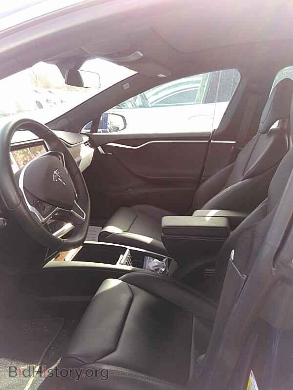 2017 Tesla Model S - VIN: 5YJSA1E24HF230370 - Photo 3