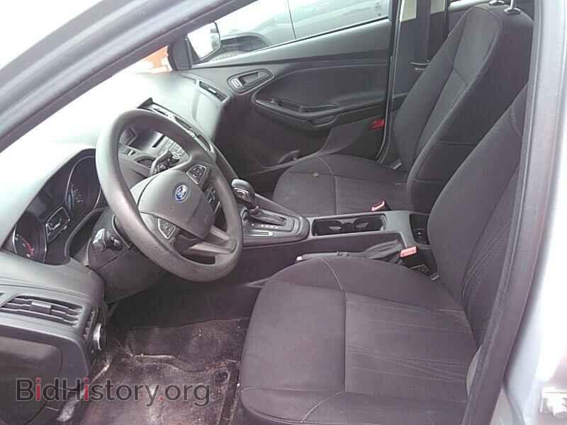 2016 Ford Focus - VIN: 1FADP3E26GL401317 - Фото 3