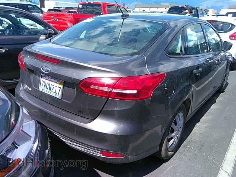 2017 Ford Focus - VIN: 1FADP3E21HL254888 - Photo 2