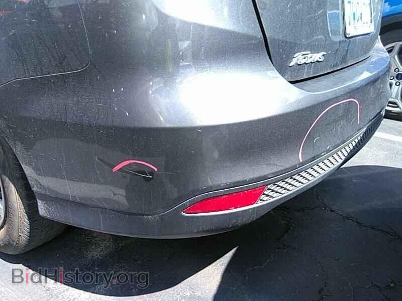 2017 Ford Focus - VIN: 1FADP3E21HL254888 - Photo 9