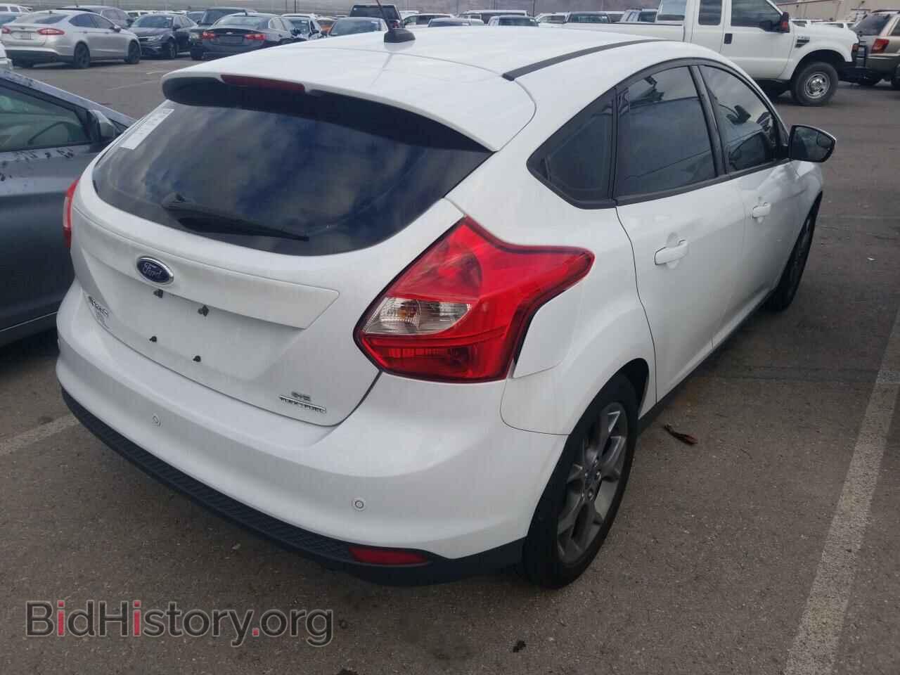 2013 Ford Focus - VIN: 1FADP3K2XDL382321 - Фото 2