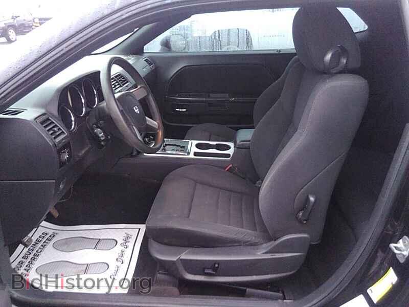 2010 Dodge Challenger - VIN: 2B3CJ4DVXAH314731 - Фото 3