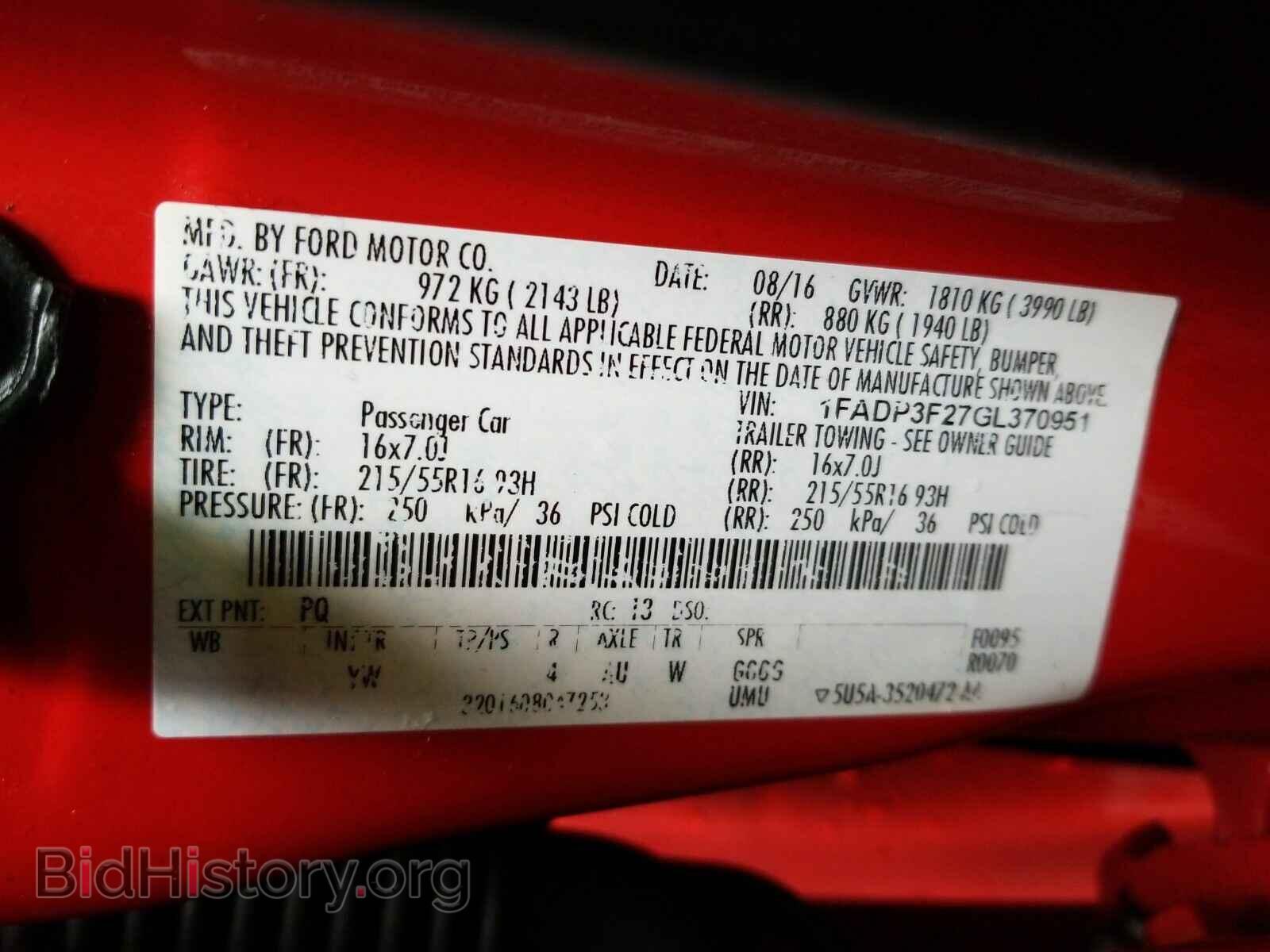 2016 Ford Focus - VIN: 1FADP3F27GL370951 - Photo 6