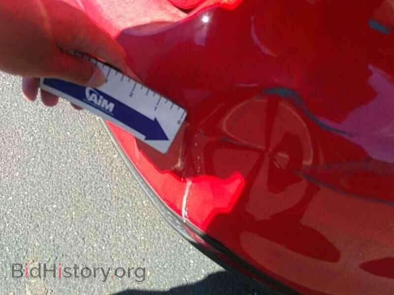 2013 Ford Focus - VIN: 1FADP3F2XDL106943 - Photo 9