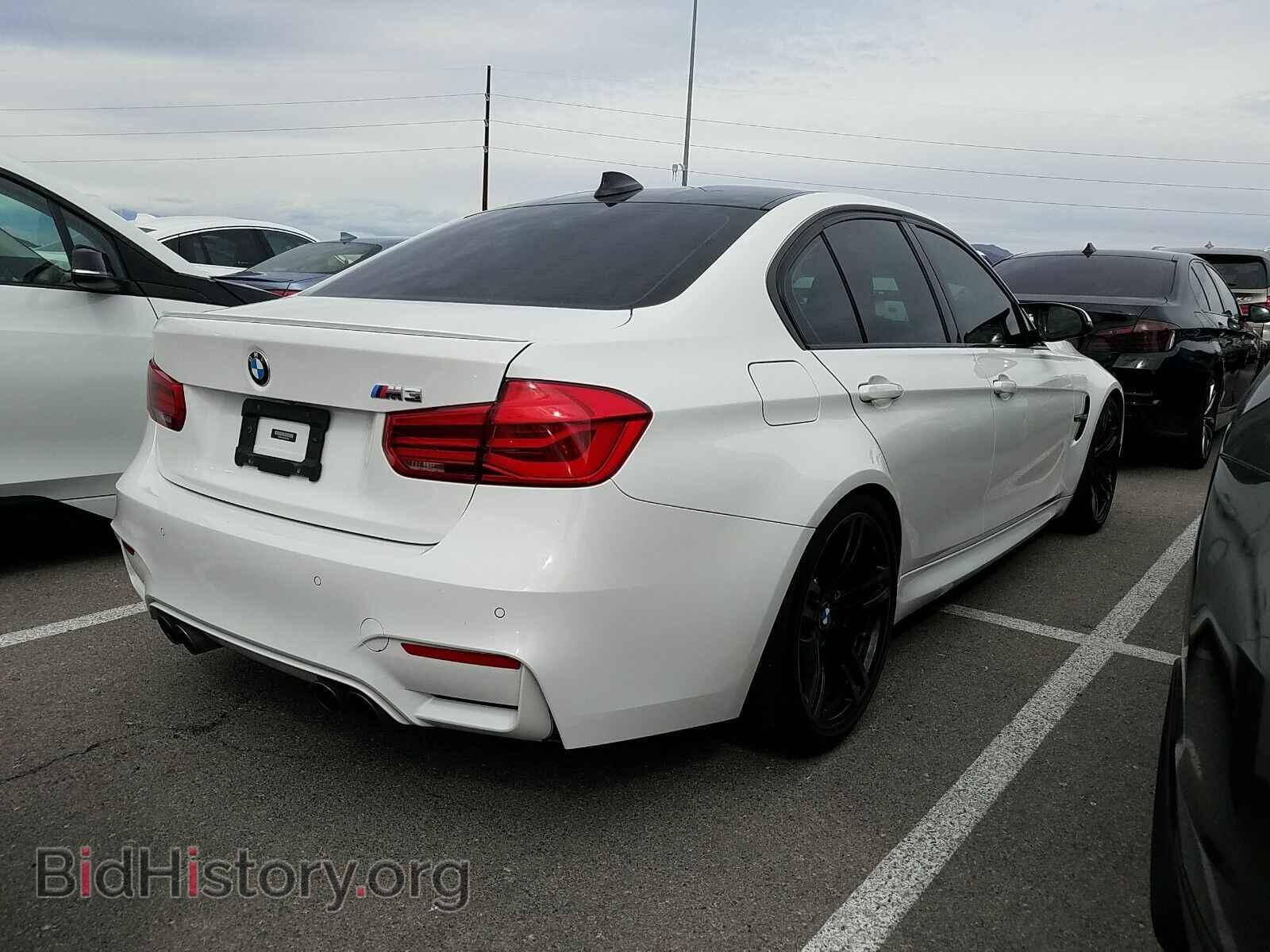 2017 BMW M3 - VIN: WBS8M9C34H5G85325 - Фото 2