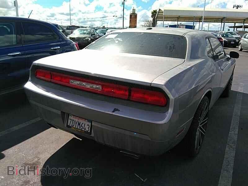 2014 Dodge Challenger - VIN: 2C3CDYAG7EH251438 - Фото 2