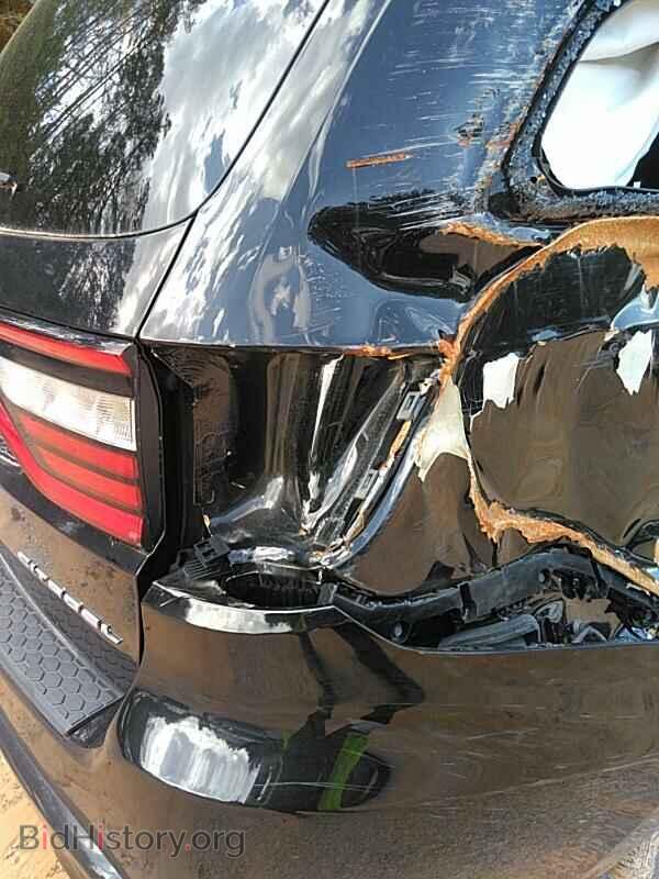2018 Dodge Durango - VIN: 1C4SDHET0JC241992 - Photo 9
