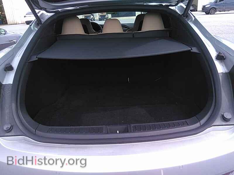 2016 Tesla Model S - VIN: 5YJSA1E44GF171272 - Фото 7