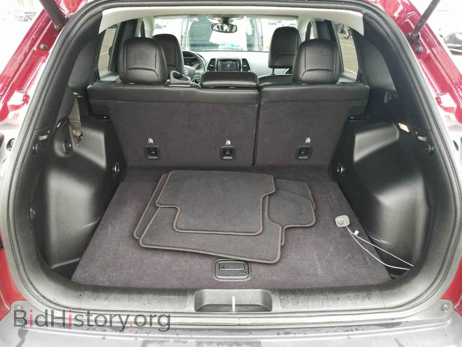 2019 Jeep Cherokee - VIN: 1C4PJLDB3KD170521 - Photo 7