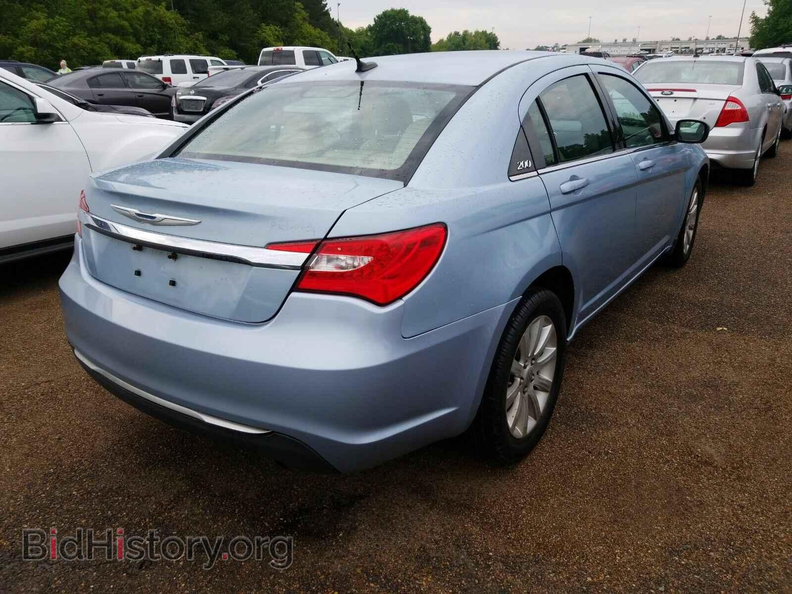 2012 Chrysler 200 - VIN: 1C3CCBBB2CN138410 - Фото 2