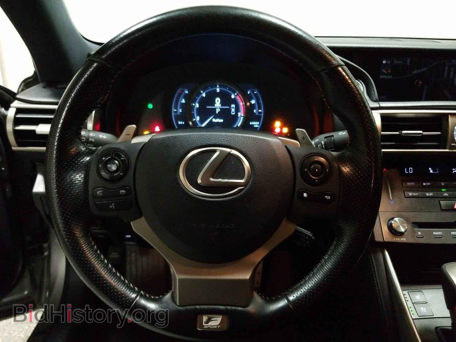 2016 Lexus IS 200t - VIN: JTHBA1D20G5028643 - Фото 10