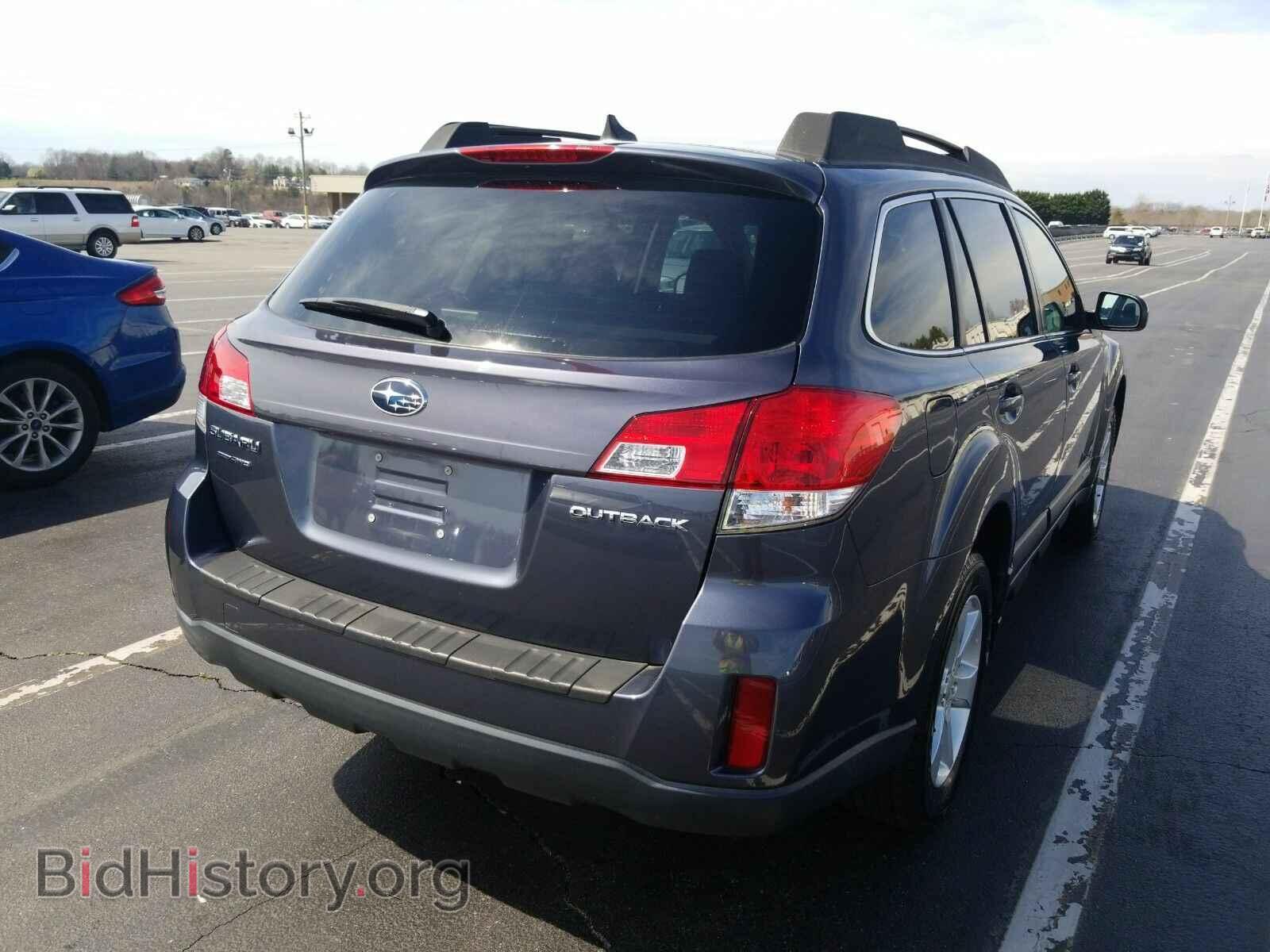 2014 Subaru Outback - VIN: 4S4BRCCC7E3267921 - Фото 2