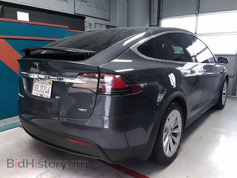 2017 Tesla Model X - VIN: 5YJXCBE21HF066873 - Фото 2