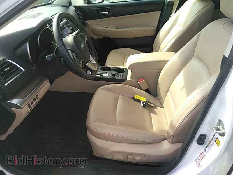 2017 Subaru Outback - VIN: 4S4BSAKC7H3317232 - Фото 3