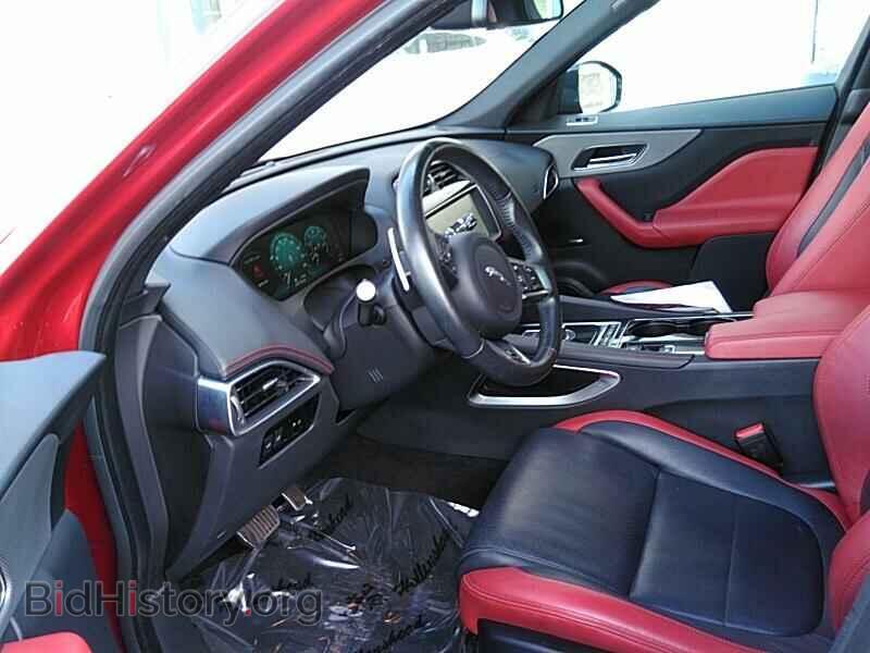 2017 Jaguar F-PACE - VIN: SADCM2BV2HA077274 - Фото 3