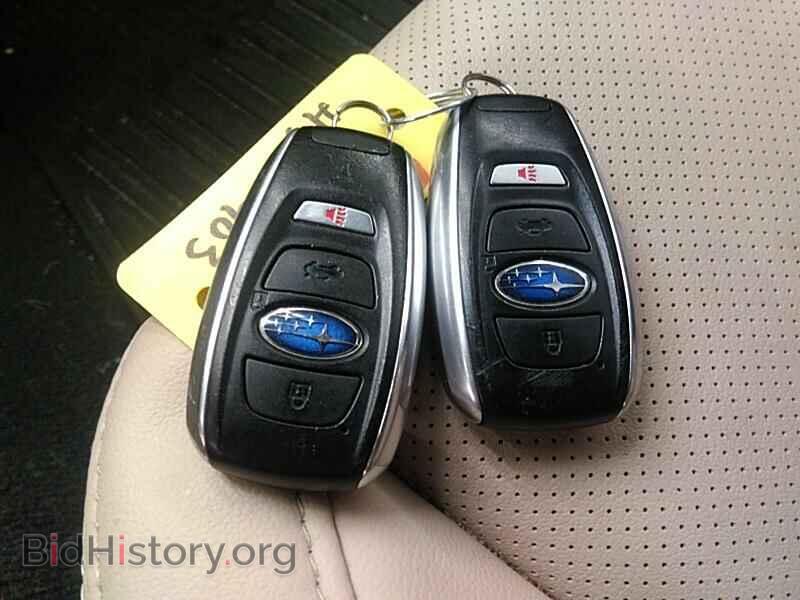 2017 Subaru Outback - VIN: 4S4BSANCXH3347403 - Фото 8