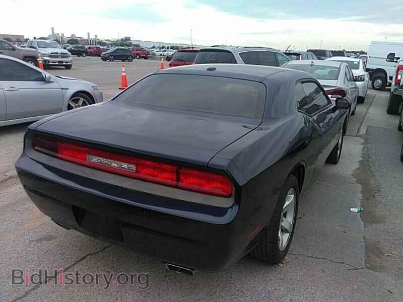 2013 Dodge Challenger - VIN: 2C3CDYAG5DH581836 - Photo 2