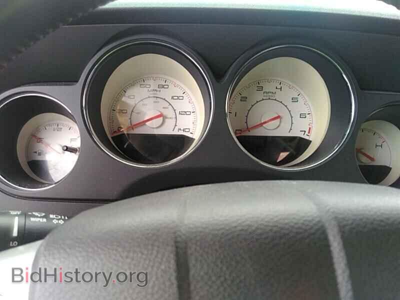2013 Dodge Challenger - VIN: 2C3CDYAG5DH581836 - Photo 5