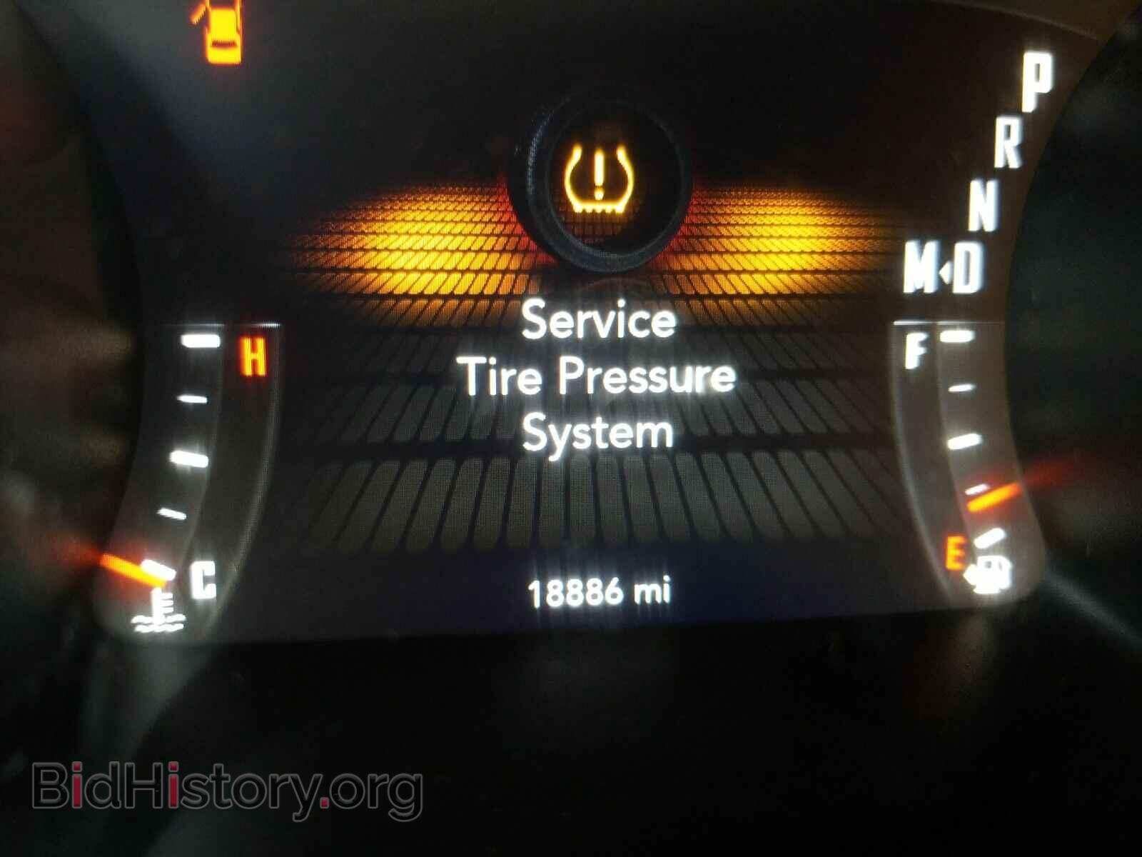 2017 Dodge Challenger - VIN: 2C3CDZAG4HH640550 - Фото 6