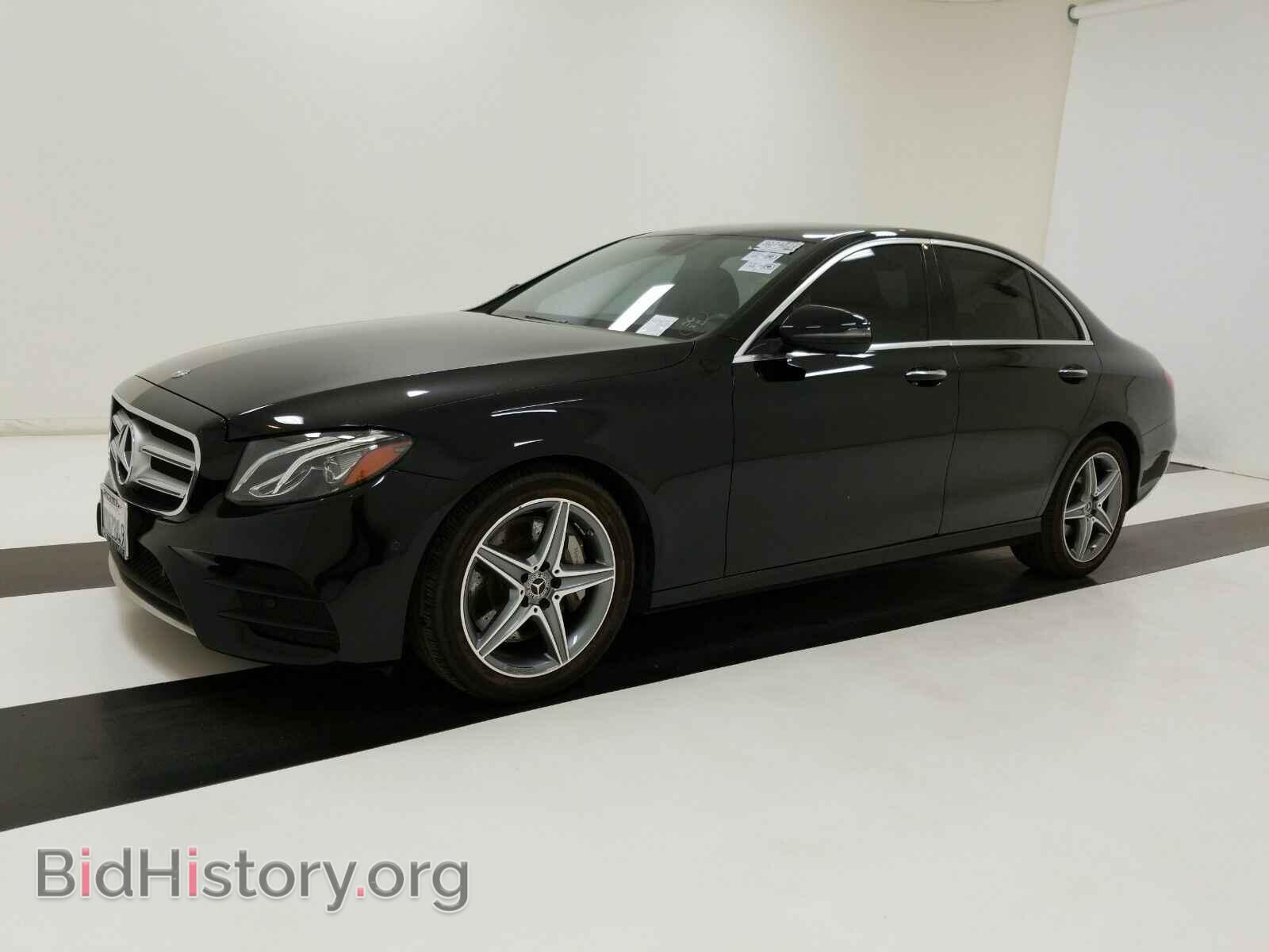 Фотография WDDZF4JB9HA238566 - Mercedes-Benz E-Class 2017
