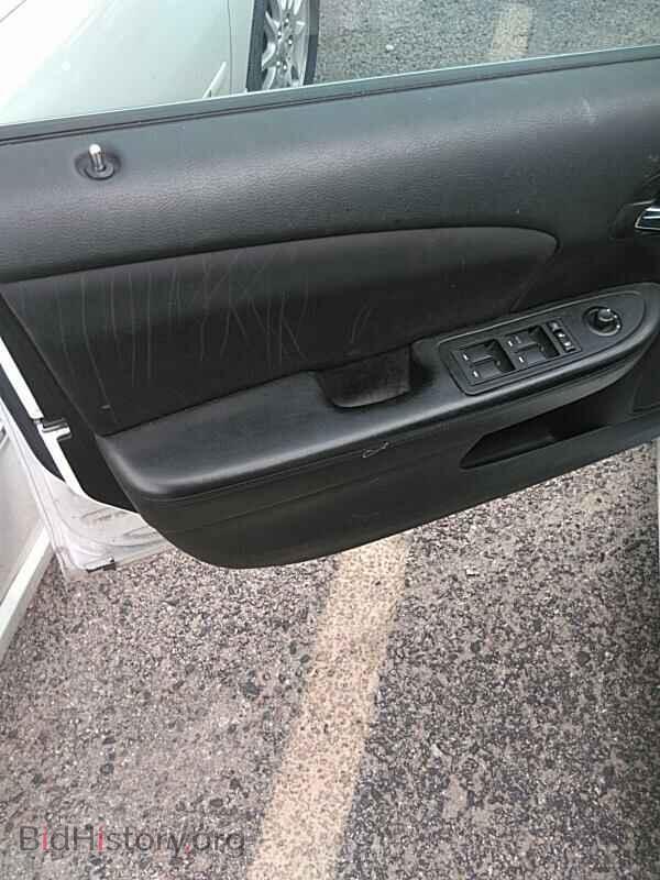2013 Chrysler 200 - VIN: 1C3CCBBB1DN606094 - Photo 20