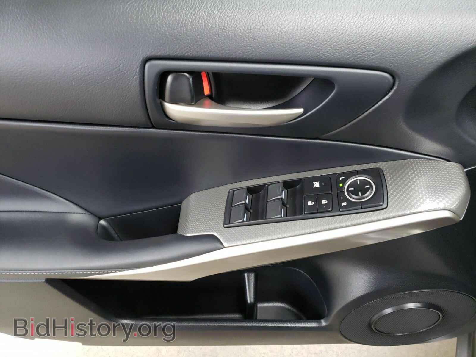2017 Lexus IS - VIN: JTHCM1D24H5017559 - Фото 9